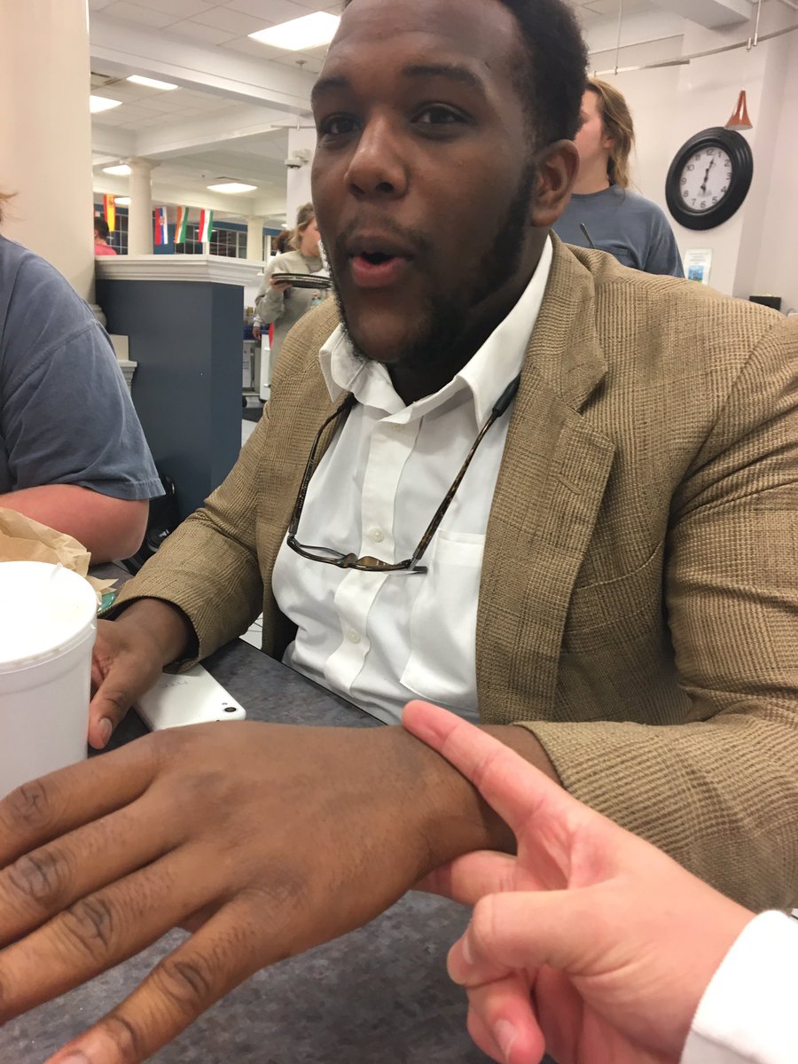 champagne_hunti's tweet photo. Just something to take the edge off #TGTY https://t.co/MawVgYtAd8
