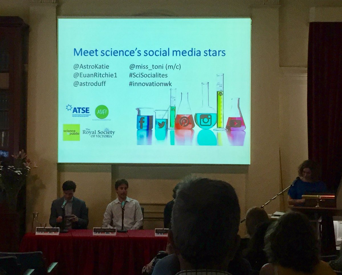 CarolineTPLe's tweet photo. Getting my geek on w/ @astroduff @AstroKatie @EuanRitchie1 @miss_toni at @royalsociety #scicomm #nerdburger #innovationwk #SciSocialites https://t.co/ofOdxeNUle