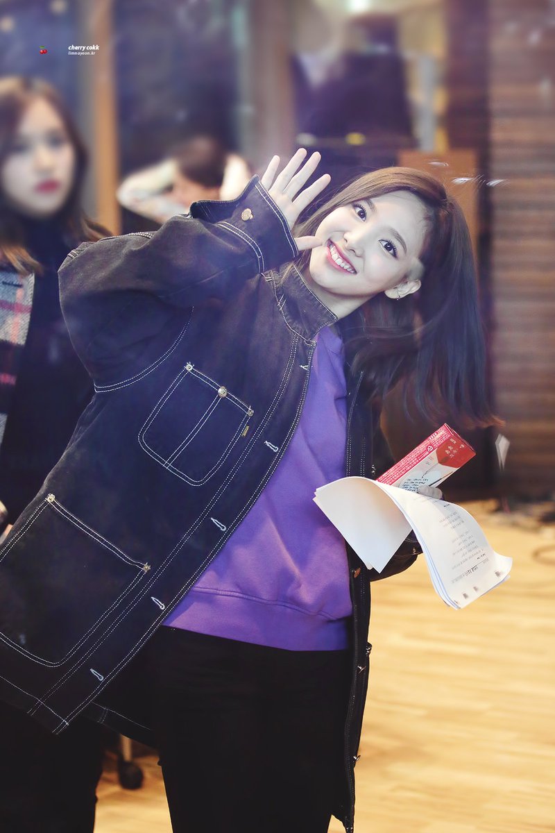 nayeonpicture's tweet photo. https://t.co/MNSlwpUaZ9