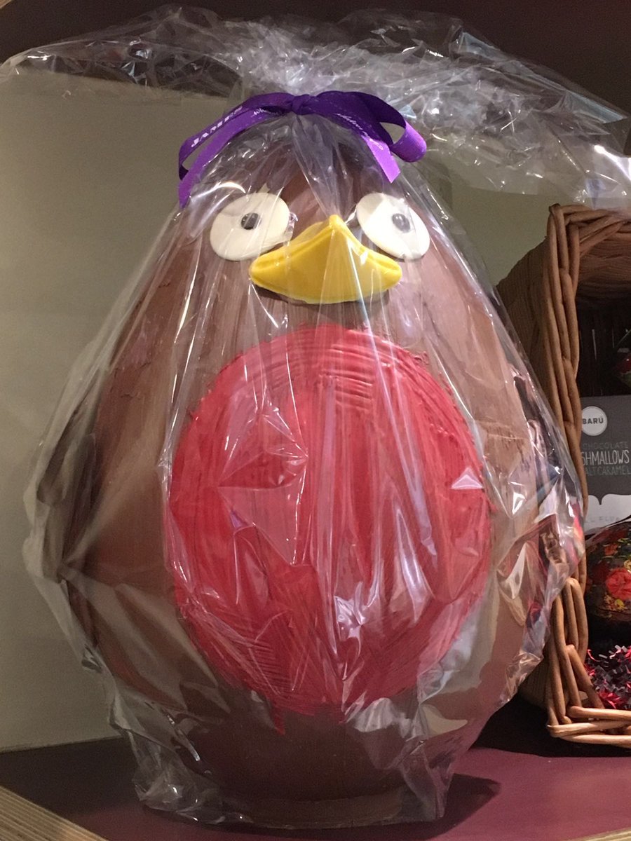 athome_catering's tweet image. Giant #chocolate Robins.....say no more! #Christmas #ChristmasIsComing @WeybridgeSurrey @cobhamvillage @CobhamSurrey @CompleteCobham