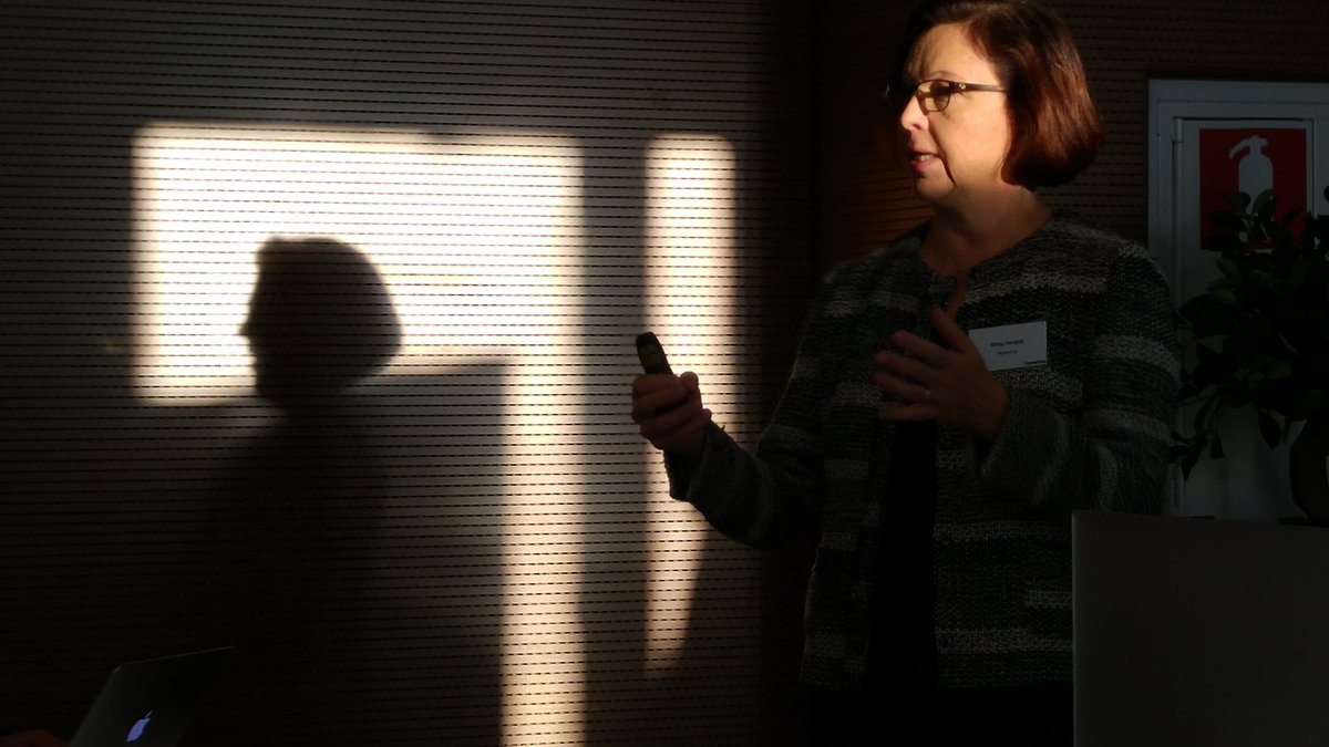 Riitta Perttilä @novetos #työnmurros 3 keinoa menestyä: strateginen kyvykkyys, jaettu johtajuus ja yhdessä menestymisen kulttuuri