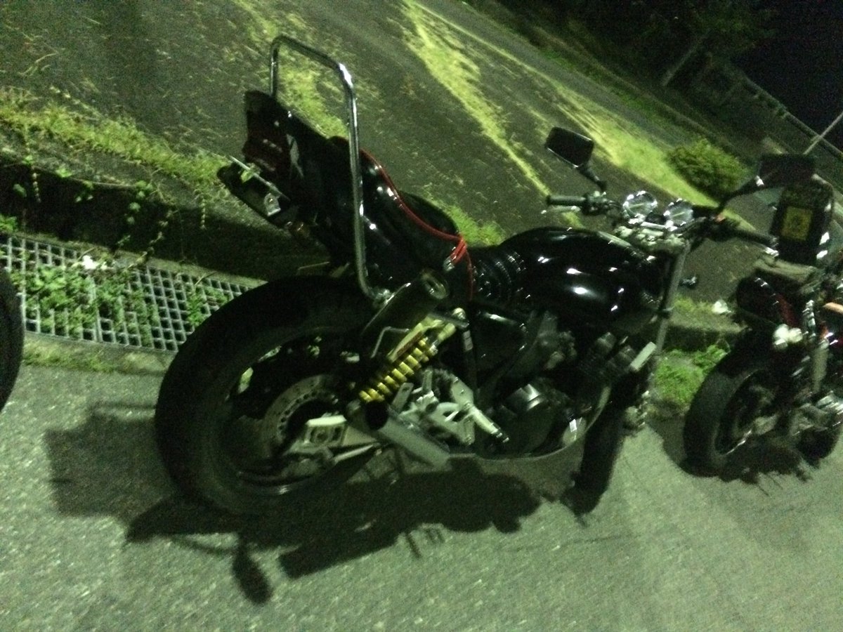 xjr400782832171's tweet photo. XJR400交換、売り希望します！
売値は25万希望です！
改造点⭐︎
ショート官
タックロール
ロングタンデムバー
ナポミラ
ピヨピヨです！
早い者勝ちになります！
気になる方連絡お待ちしております！
交換もします！ https://t.co/P1lVw3rO3L