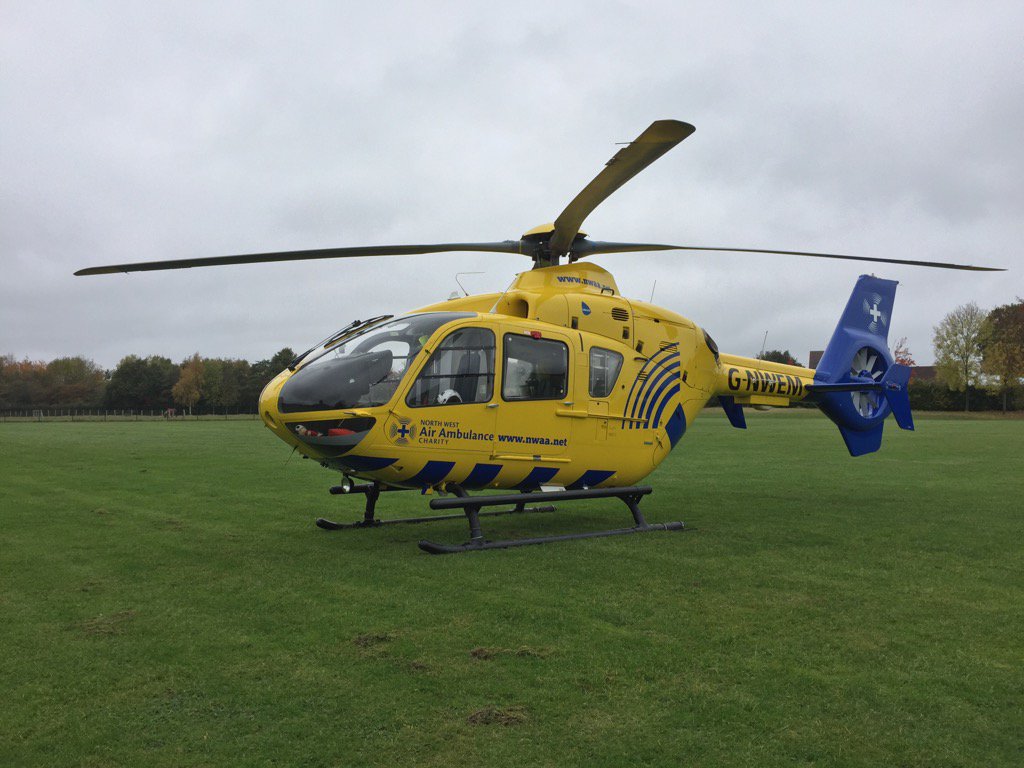 PilotNeil's tweet photo. Warrington #HEMS #EMS #EC135 #nwaa #helimed72 https://t.co/wEzhm2pu7L