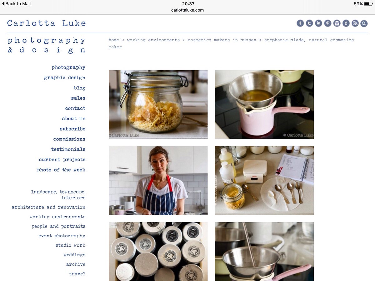 sslade36's tweet image. Fine botanical skincare - handmade, hand poured 🌿