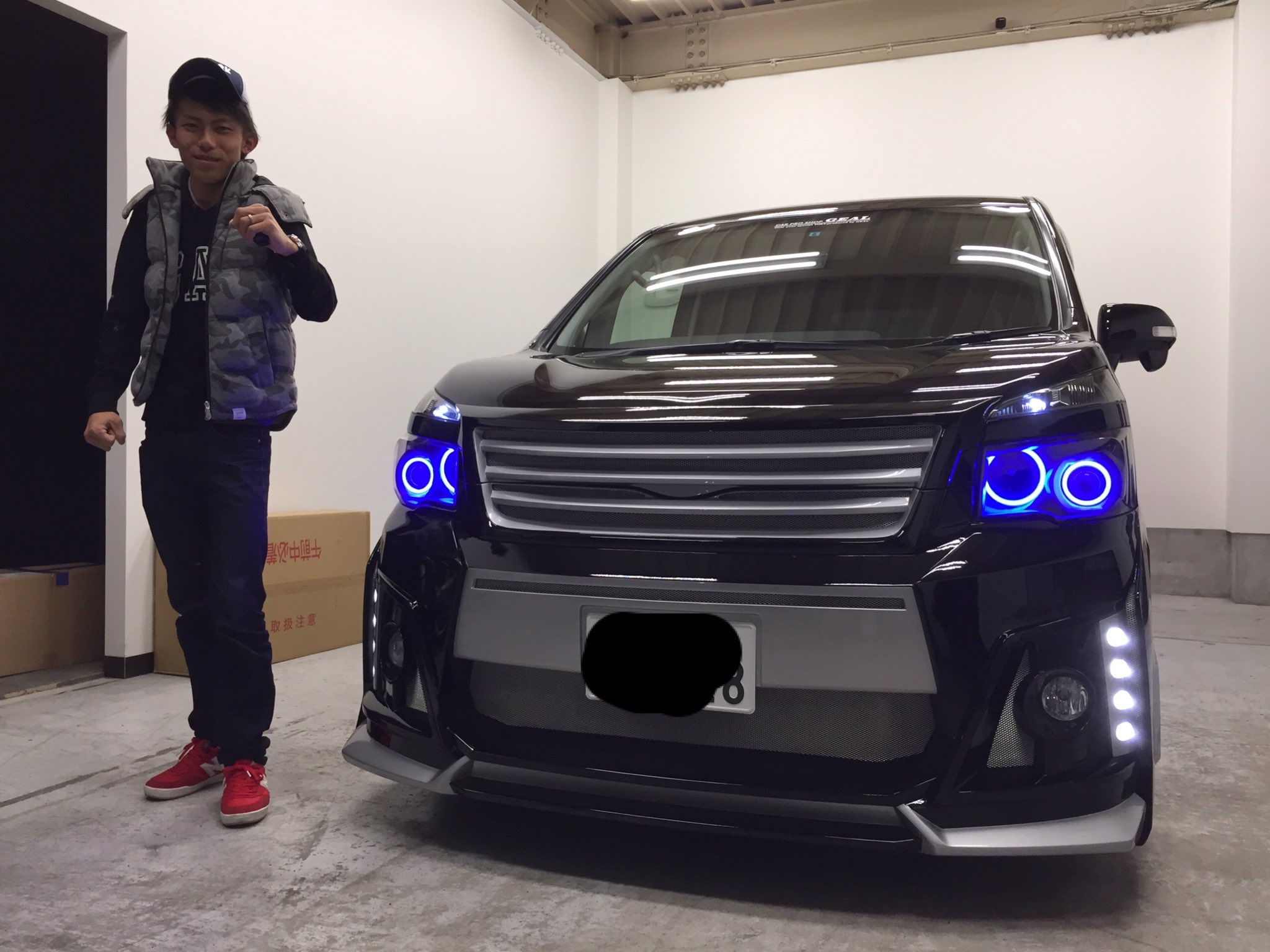 ノア ヴォクシー アルファード ヴェルファイア専門店 Geal A Twitter Toyota トヨタ Voxy ヴォクシー 大阪府 納車 Rojam ロジャム Valenti ヴァレンティー ホイール エアロ イカリング ドレスアップ 中古車 全国納車可能 ヴォクシー中古車