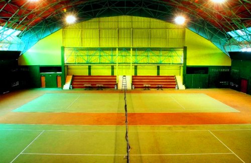 Achanation_RI's tweet photo. Perkiraan foto Venue dalam HS Love Trip klo Di Tennis Indoor HALL Bikasoga #minFUN https://t.co/utwXRbGEVR