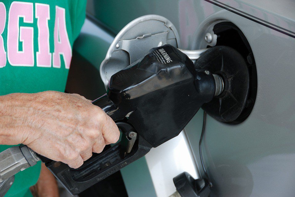 CarmenAutoSG's tweet photo. Top 5 Reasons Why You Are Getting More Fuel https://t.co/UrkI5OJjpU https://t.co/4MEYQcQBoU