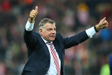 SkySportsPL's tweet photo. Niall Quinn on Sunderland: "They need to revert back to the type of game Sam Allardyce had going on here." https://t.co/yR3RQnaD25 https://t.co/REyF8ndAJl