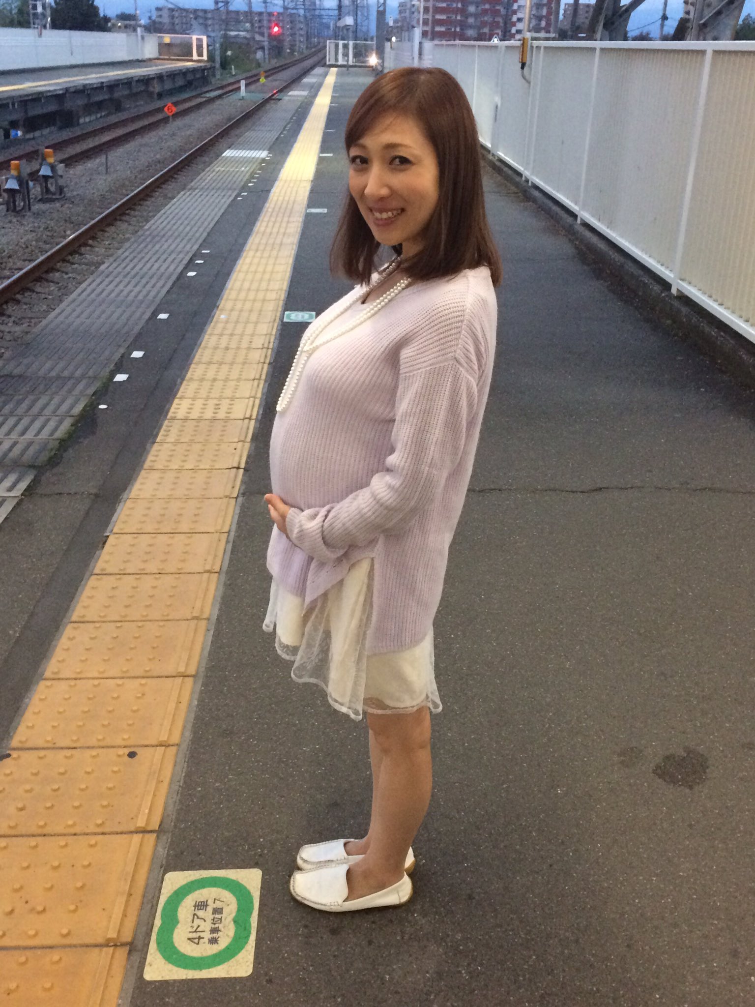 三宅智子 今日は 武蔵村山にて村山かてうどん大食い粋麺選手権に出演して来ました 終わってからも色々食べてたら お腹がこんな感じに 笑 T Co Tw5jjmljes Twitter 三宅智子 今日は 武蔵村山にて村山かてうどん大食い粋麺選手権に出演して来ました 終わってからも色々食べてたら お腹がこんな感じに 笑 T Co Tw5jjmljes Twitter
