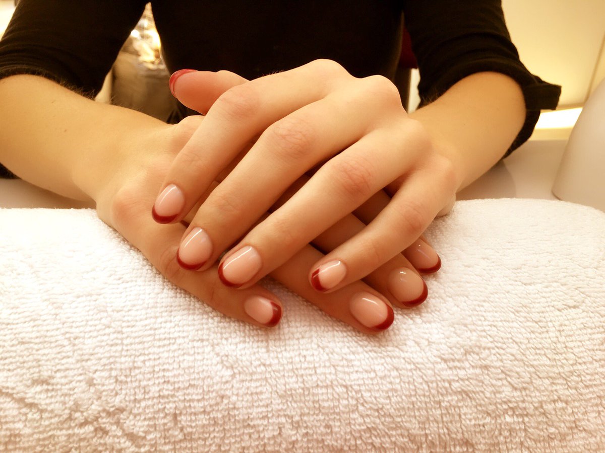 MinaNailsMS's tweet photo. #nails #nailswag #nailswatch #gel #naildesign #blogger #beauty #beautyblogger #french #red #wine #covergel #nailsoftheday https://t.co/BcpemoE9DT