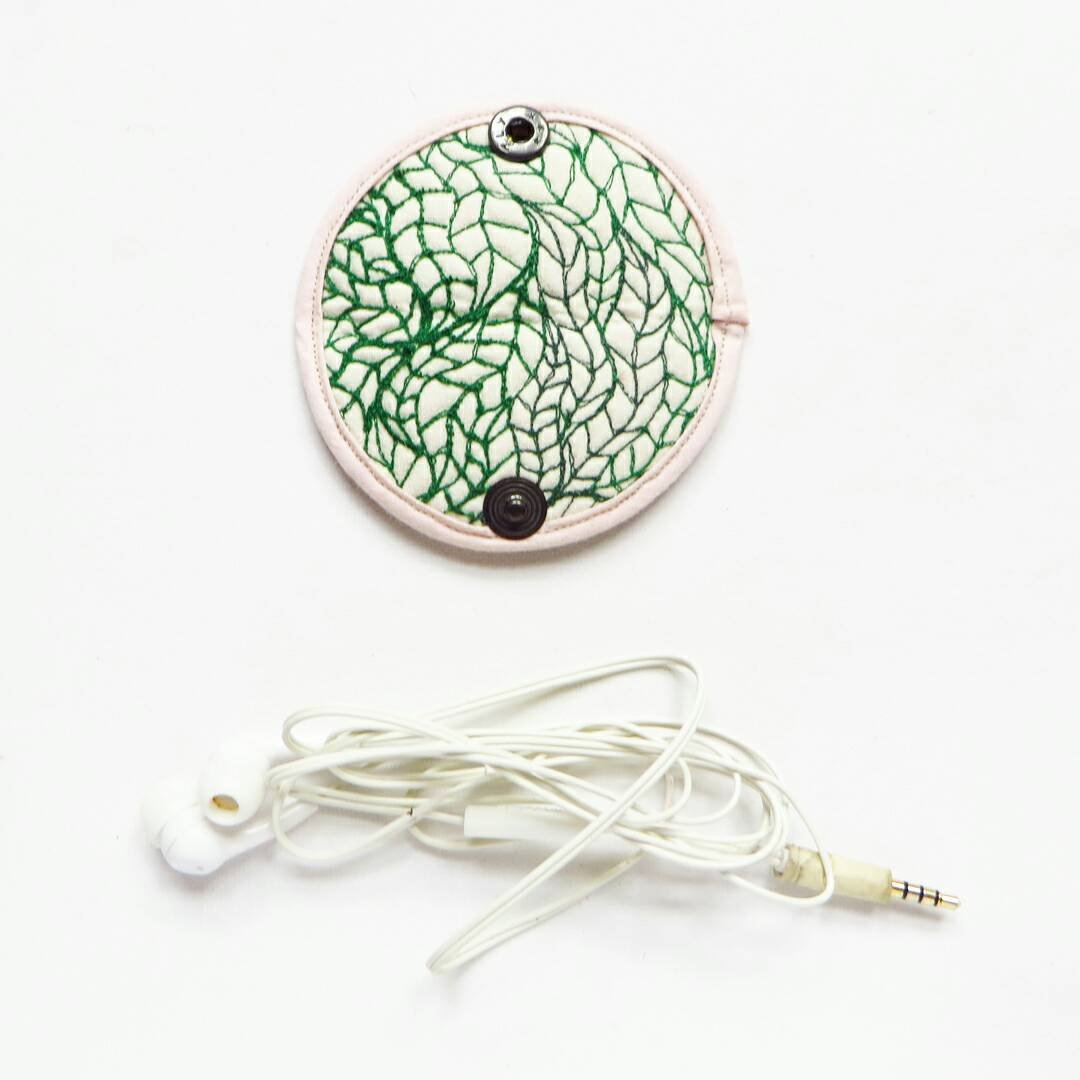 kuskatstudio's tweet image. Embroidered earphone holder, earplug keeper, cable organizer, iphone cable… tuppu.net/aeba63f9 #tprtg #CordWrap