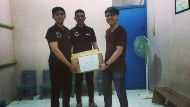 Dinding Manado tweet media