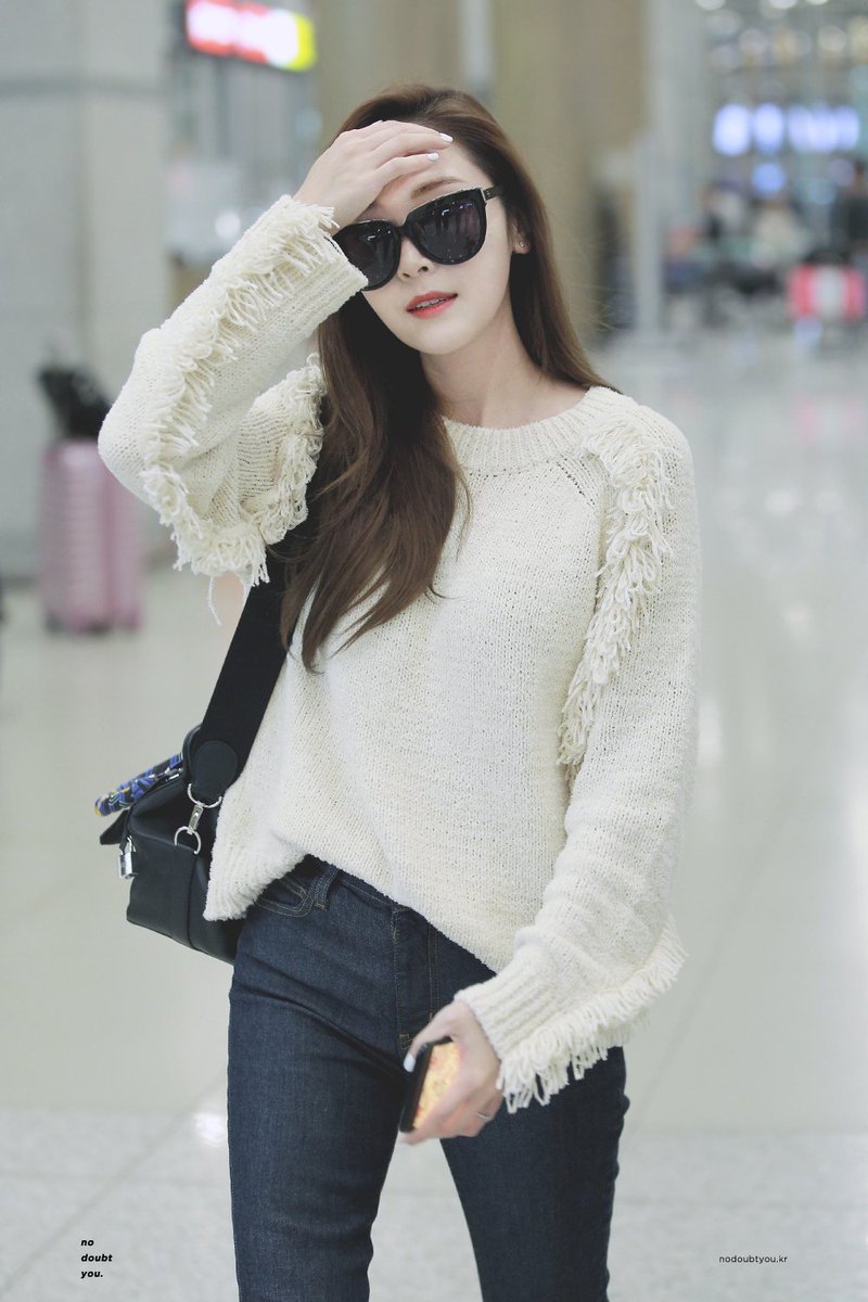 nodoubtyou's tweet photo. 161023 Airport 7p https://t.co/jtXk3tRH90 https://t.co/333z8JpjdF