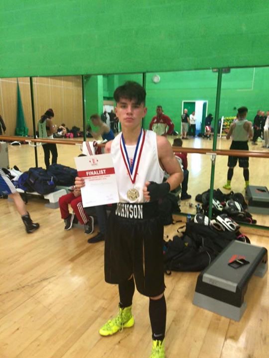 Jason unfortunately lost on a split decision yesterday which could of gone either way. Everybody is very proud of him #teamstratford