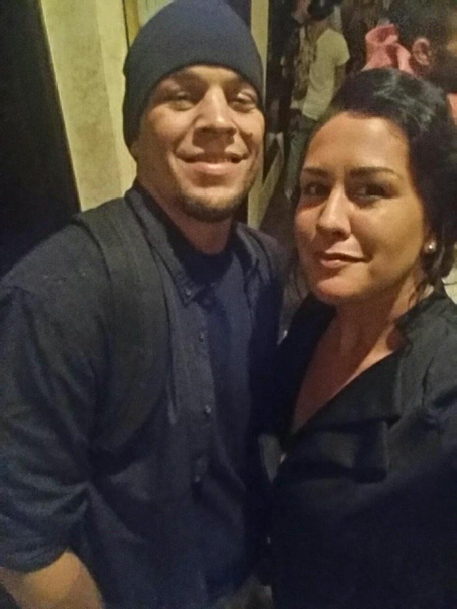 izaiahking's tweet photo. So my mom just ran into @NateDiaz209 downtown at the block party https://t.co/dbg9CQQShR