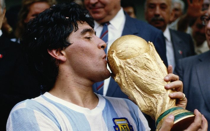 Myriam_Bensalah's tweet photo. Happy Birthday Maestro Diego Armando Maradona ! (56 ans) #Legend #CDM1986 @FIFAWorldCup 😊👏
Cc @Omar_daFonseca @francoispinet @OlivierLeFoll https://t.co/ZsdfZRvT6B
