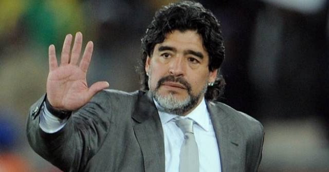 Myriam_Bensalah's tweet photo. Happy Birthday Maestro Diego Armando Maradona ! (56 ans) #Legend #CDM1986 @FIFAWorldCup 😊👏
Cc @Omar_daFonseca @francoispinet @OlivierLeFoll https://t.co/ZsdfZRvT6B