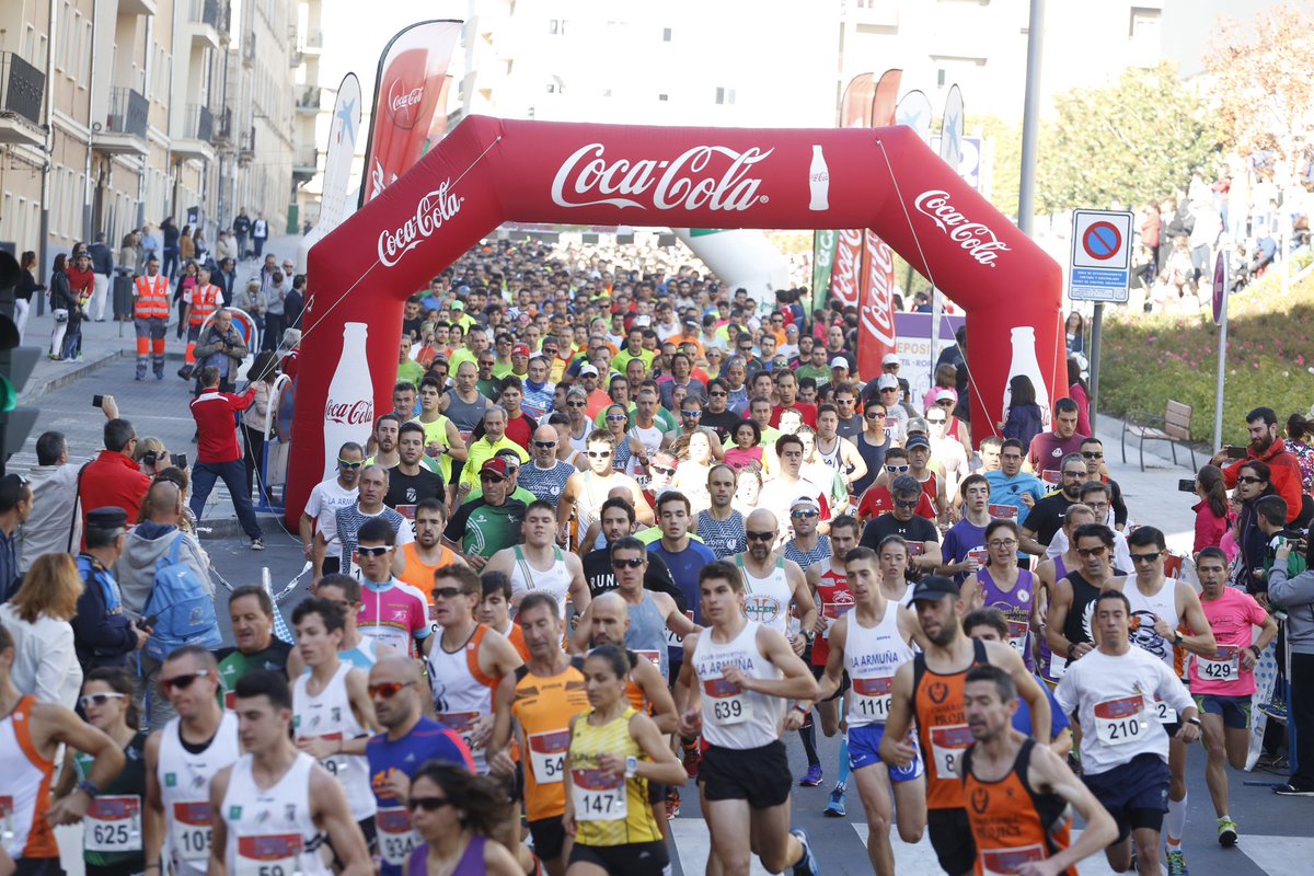 LaGacetaSA's tweet photo. La @carreramilpasos  ya tiene ganadores | En unos minutos más de 2.000 personas tomaran la salida participativa https://t.co/mA8Wd68xIm https://t.co/L8GFJaAuJO