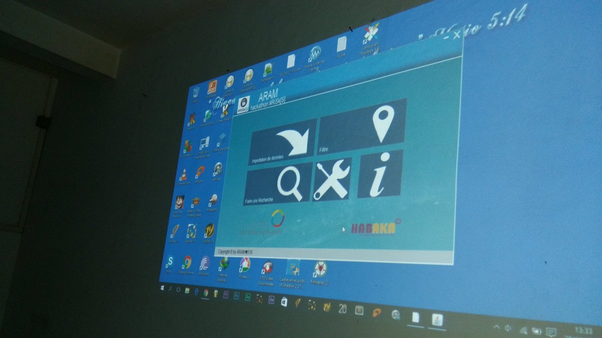 riskssolutions's tweet photo. Entraînement au #pitch : l'équipe #Aram composée de doctorants présente sa solution #Cybersecurite #RisksSolutions #OIF #Antananarivo https://t.co/Pq5LqGVAHK