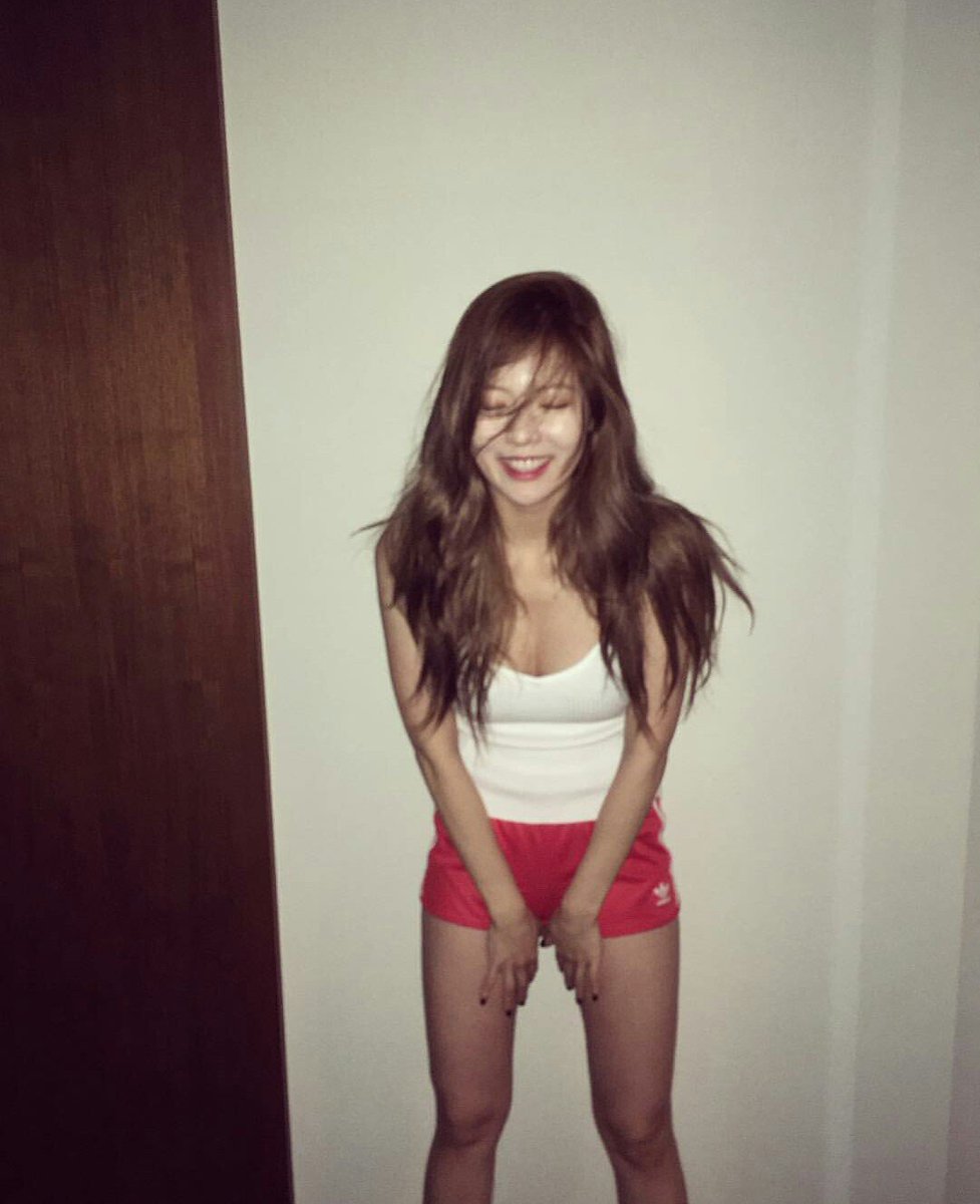 rheexgrace's tweet photo. you can drag me through hell 
if it meant i could hold your hand 
i will follow you cause i'm under your spell https://t.co/bFEK2BLHxF