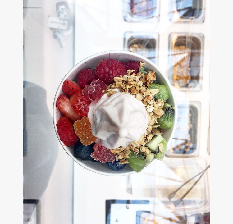 PinkberryOttawa's tweet photo. This weather calls for a pick me up. Froyo to the rescue! ❤️🍦 #pinkberryott https://t.co/qTUxKUV3G4