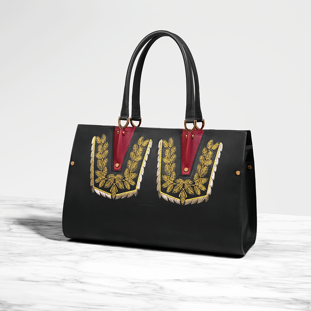 Longchamp_JP's tweet photo. ロンシャンの職人の熟練した精緻な技術が、パリ プルミエの限定シリーズにあふれています。
#LongchampParisPremier #ParisPremierBag https://t.co/TdOuDp5dV7
