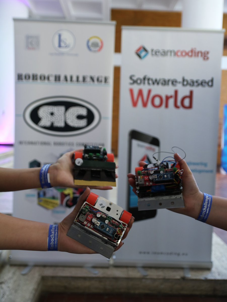 teamcodingro's tweet image. No plans for today? We recommend you the International Robotics Competition #Robochallenge2016!:) We are already here! @lseorgro #TeamCoding