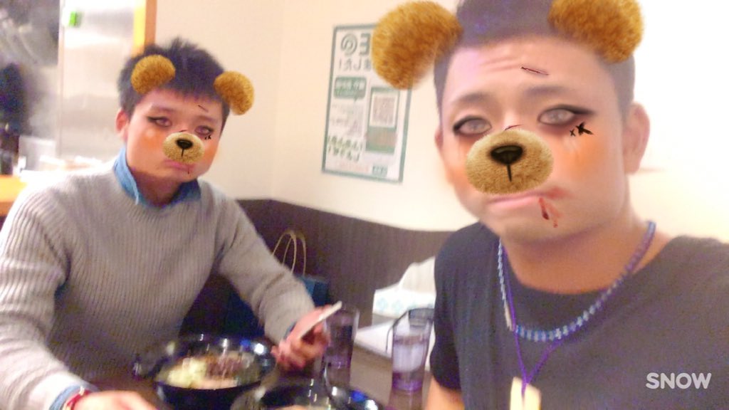 krbaseball910's tweet photo. トリックオアトリート🎃👻

心とちょこっと街行ってきました🙌🏿
いろんな人がいっぱいおった😂

いい思い出やね！！！ https://t.co/Mp5HLCiGlK