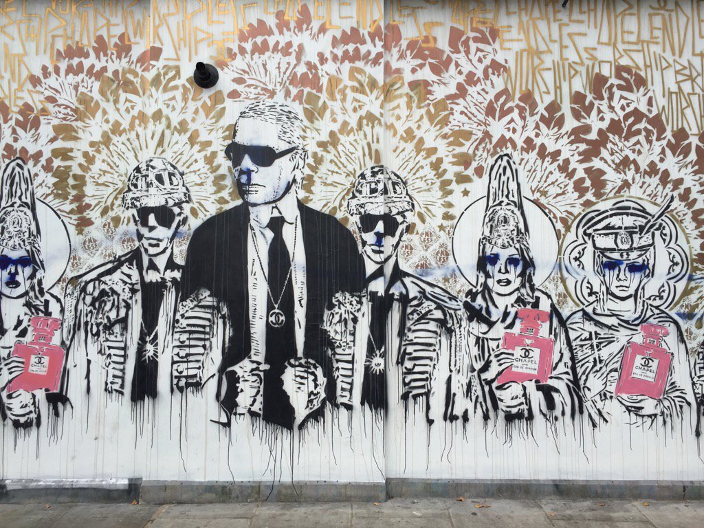 floristsandra's tweet photo. Karl Largerfeld in graffiti https://t.co/LYOT6UZ1pF