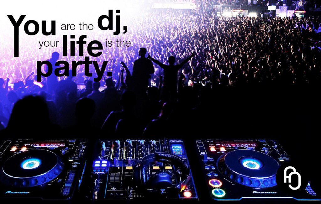 smithalessio7's tweet photo. The life is the party https://t.co/Gja4NnKrho