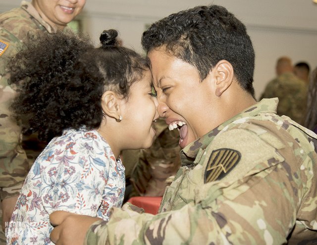 article hampshire guard member first woman graduate armys infantry officer basic course article hampshire guard member first woman graduate armys infantry officer basic course