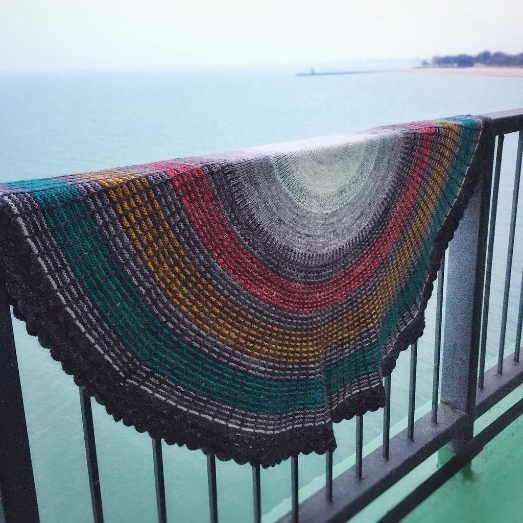 ElloKnits's tweet photo. It's so hard to pick a favorite among the many, many things I've knit over the years. But … https://t.co/F29O1kQCaC https://t.co/KRioN7RiXj