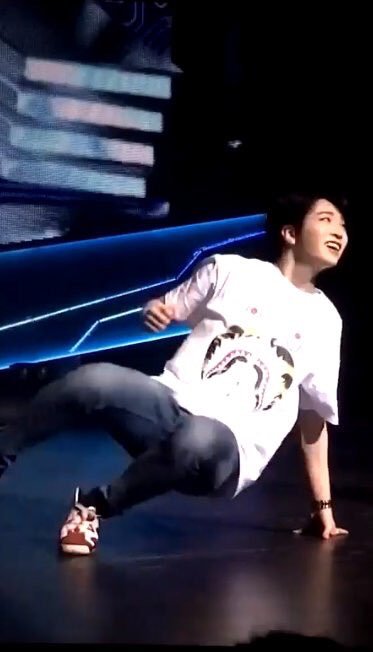 arsnaey's tweet photo. Yeahh!2jae couples shirt yah😄Finally i found it😂This one is my fav.So cute❤They wore it at #flyintokyo #2jae is real! Nahh @deenaamir1196 😜 https://t.co/dbrOrZaRew