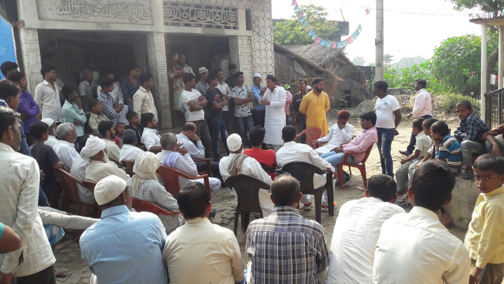 tafsirkhan313's tweet photo. AIMIM Meeting in Tilja ,Puraina and Juri Khalilabad 313 Today https://t.co/5jgCxo0s6J