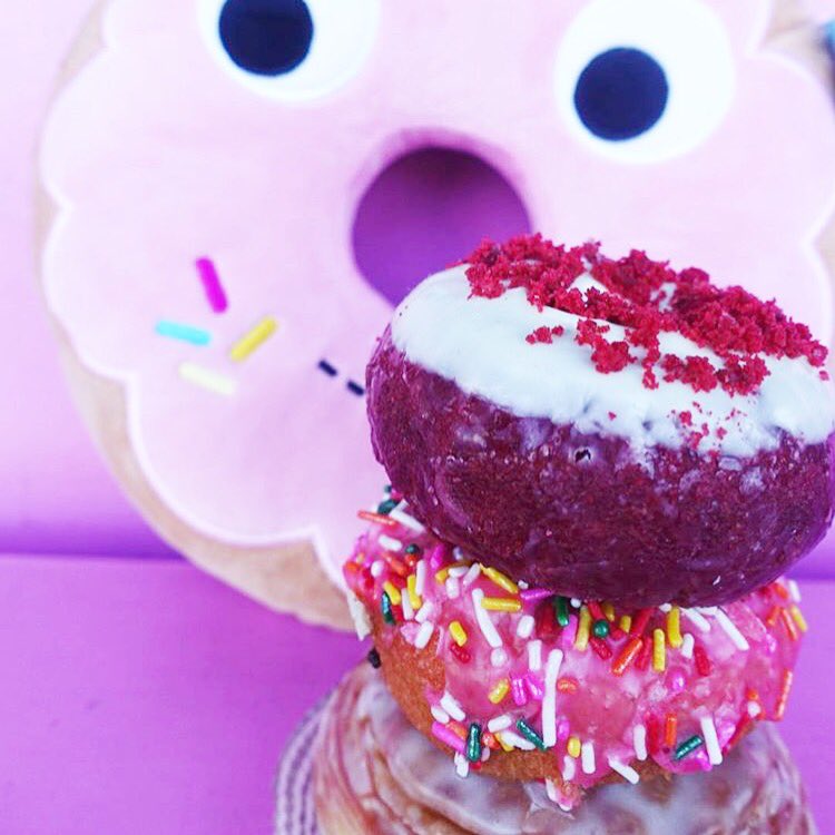 Join us tomorrow 7-9am at <a href="/DKSDONUTS/">Dk's Donuts & Bakery</a> as we kick of #Halloween with donuts &amp; a <a href="/GoldInkTattoo/">GoldInkTattoo</a> tattoo bar! 🍩🎃🌟