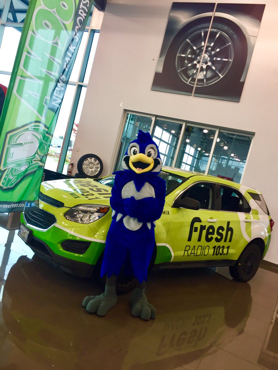 .<a href="/1031FreshRadio/">1031 Fresh Radio</a> is providing the tunes at @MercedesBenzLDN for the #FallFanFest with <a href="/GoLondonKnights/">London Knights</a>! Come get pictures and autographs ✨