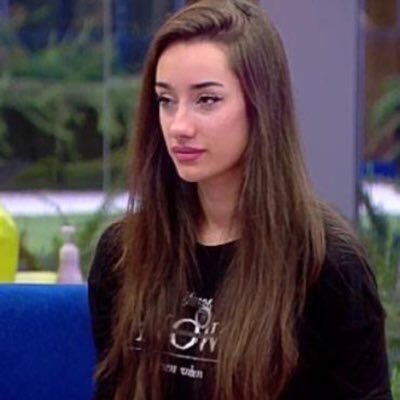 Encuestasgh17_'s tweet photo. ¿Quien es vuestra favorita? 
🔄 RT BEA
❤️ MG ADARA
#GHDirecto https://t.co/yxBgBXORU1