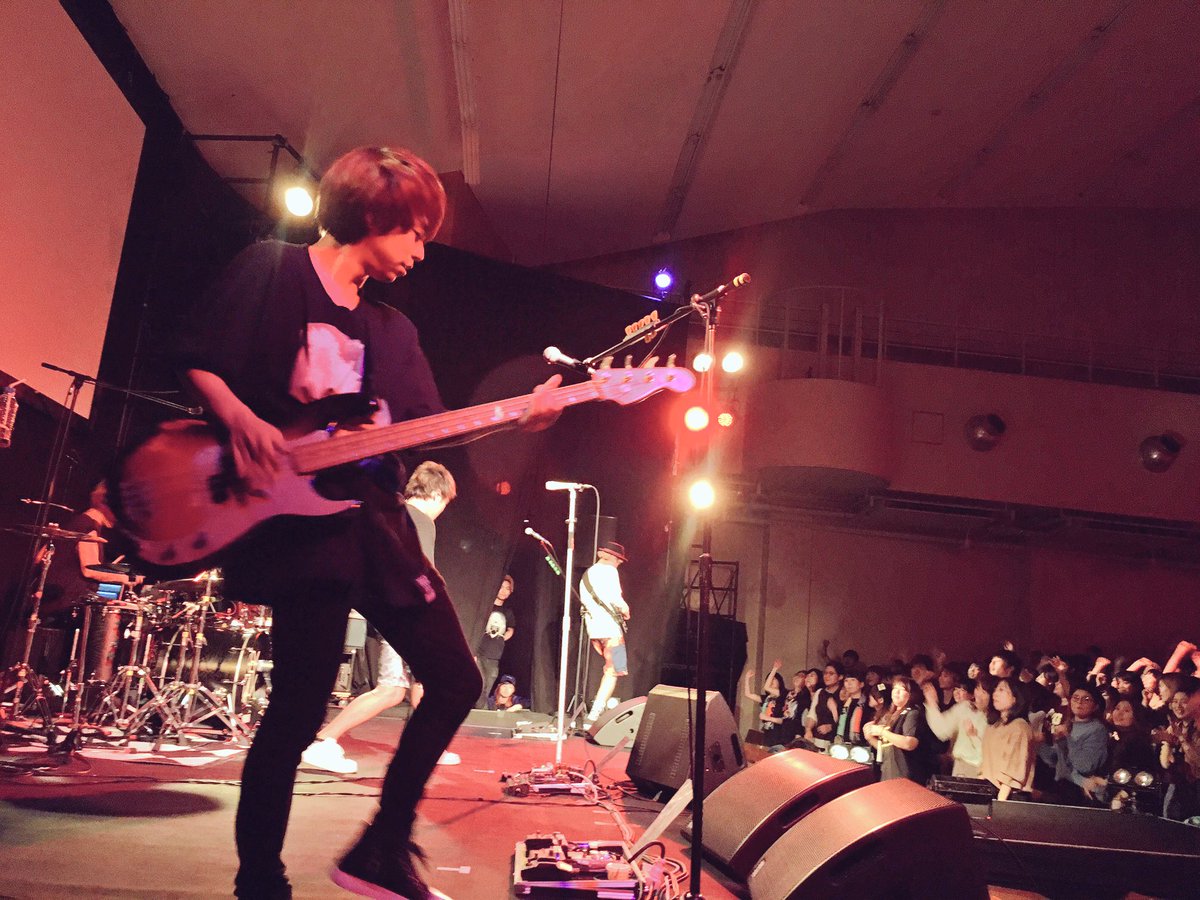 Keytalk 明治大学 ありがとございました ライブで机があるのは初めてでした O Keytalk 明治大学 ありがとございました ライブで机があるのは初めてでした O