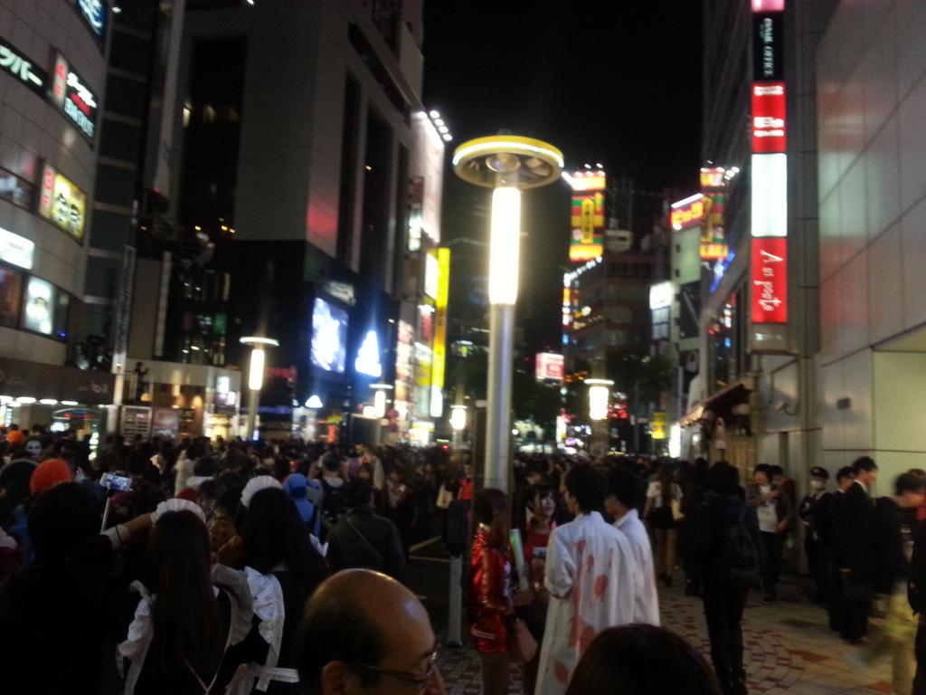 EarthSongPro's tweet image. 仕事で渋谷に居ますが、ヤバイです！