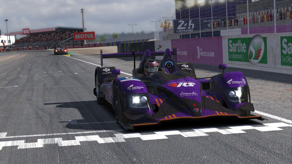 RaceSpotTV's tweet photo. #iRacingLeMans24 — FINAL HOUR! https://t.co/7z1UrpAiAq https://t.co/1QJLgFyWc0