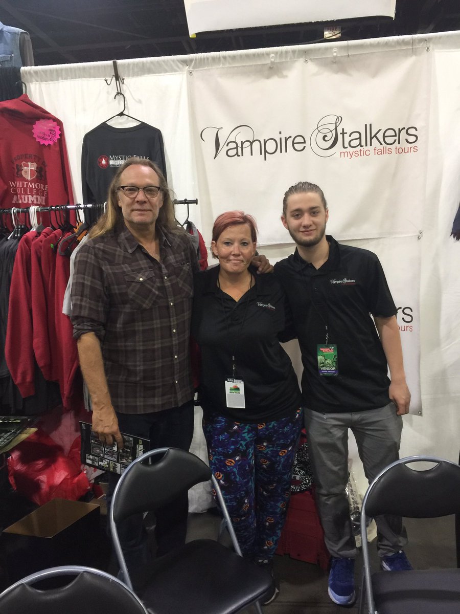 Thanks <a href="/G_Nicotero/">Greg Nicotero</a> for stopping by and spending some time with the <a href="/vampirestalkers/">Jessica Lowery</a> #mysticfalls #WalkerStalkerConAtlanta #WalkingDead