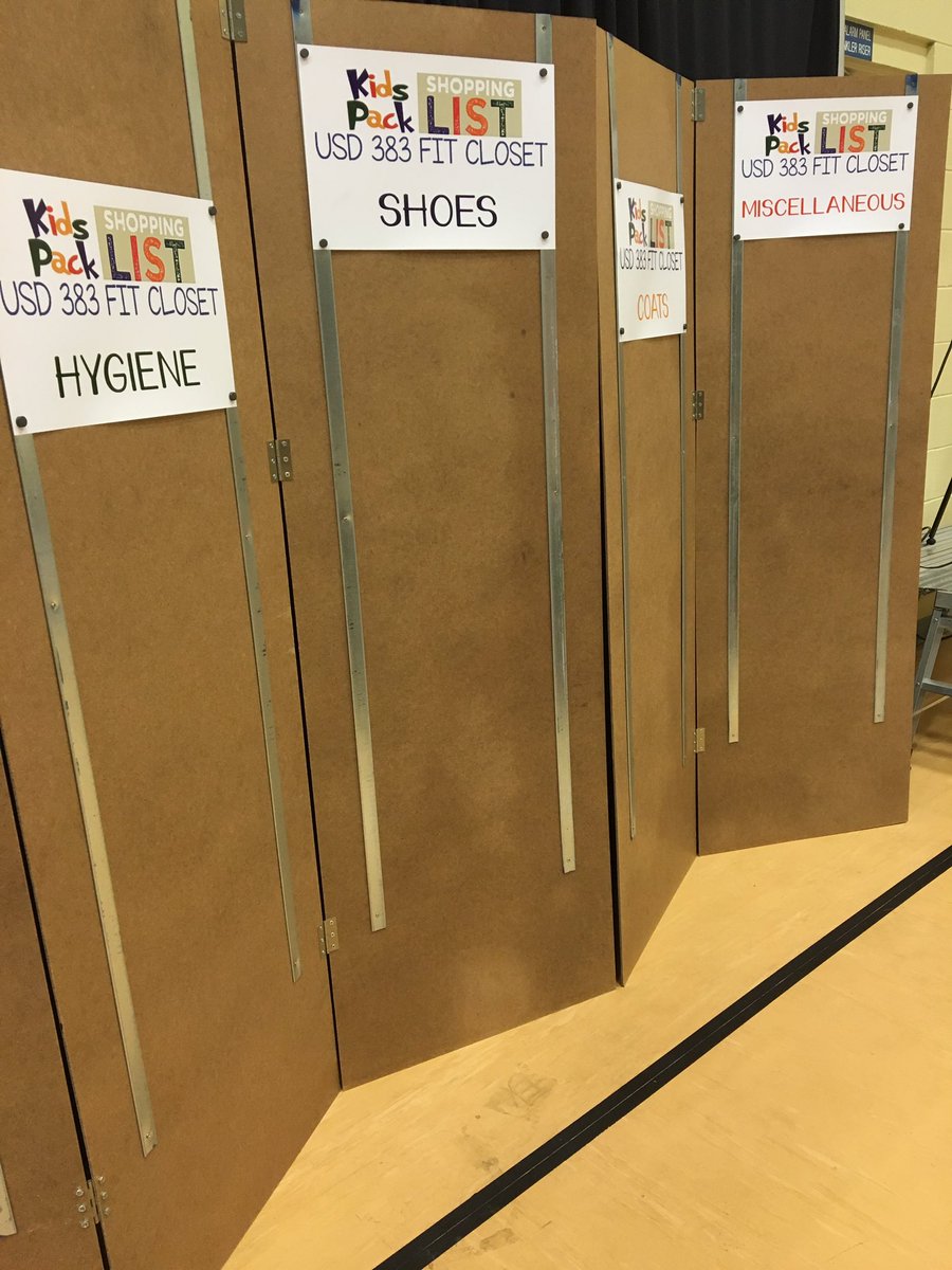 MyRockHills's tweet photo. Don't forget that next week is the last week to bring your Fit Closet items!! We are excited to see you all this morning😀 https://t.co/6Vcf07JHev