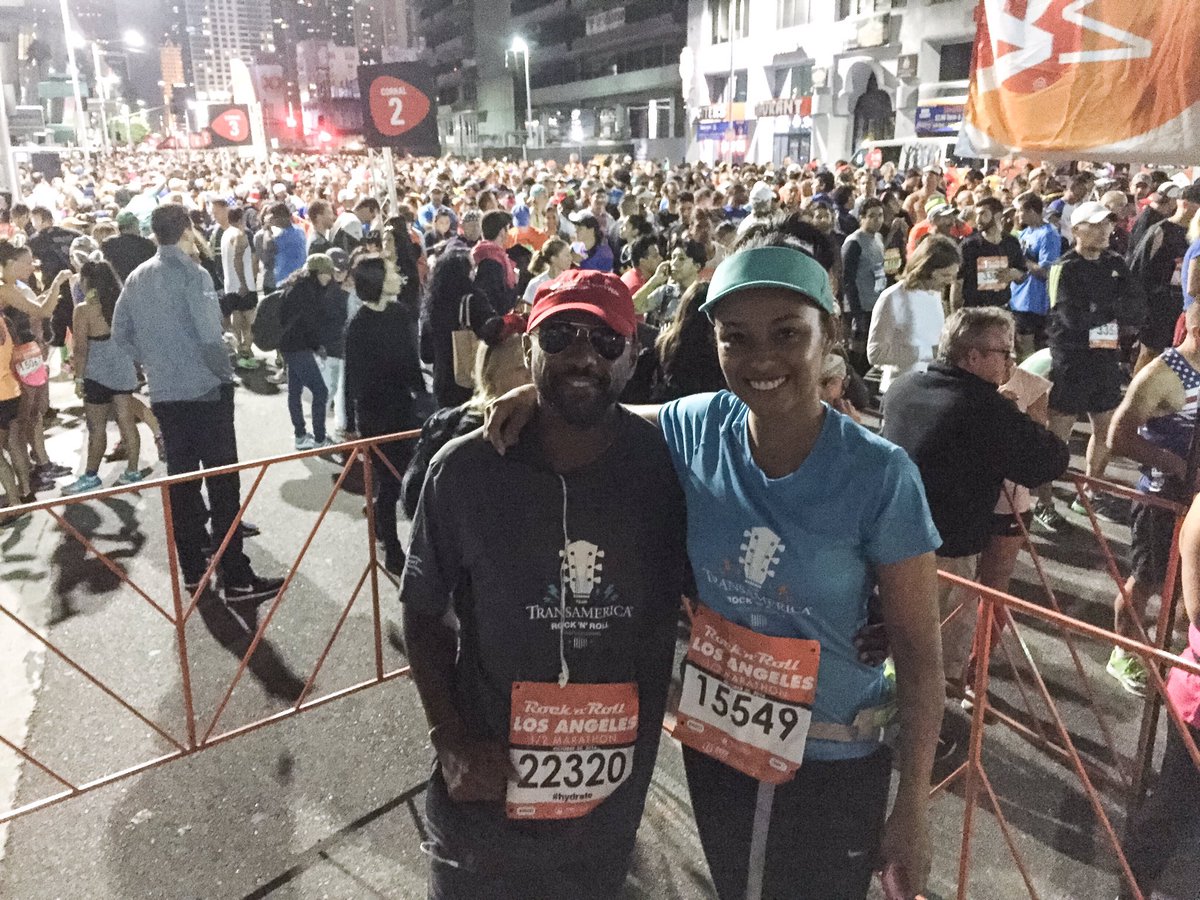 AHACalifornia's tweet photo. .@metagolding @scottpfit getting ready 2 run & raise funds 4 the AHA at #rnrla as part of @Transamerica's #TomorrowChasers. Have a good run! https://t.co/JQNqHpJsY1