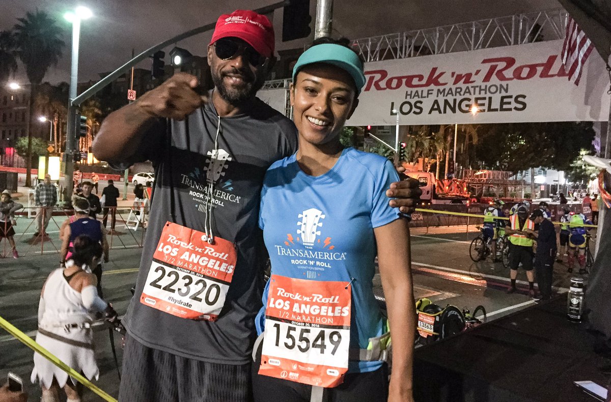 AHACalifornia's tweet photo. .@metagolding @scottpfit getting ready 2 run & raise funds 4 the AHA at #rnrla as part of @Transamerica's #TomorrowChasers. Have a good run! https://t.co/JQNqHpJsY1