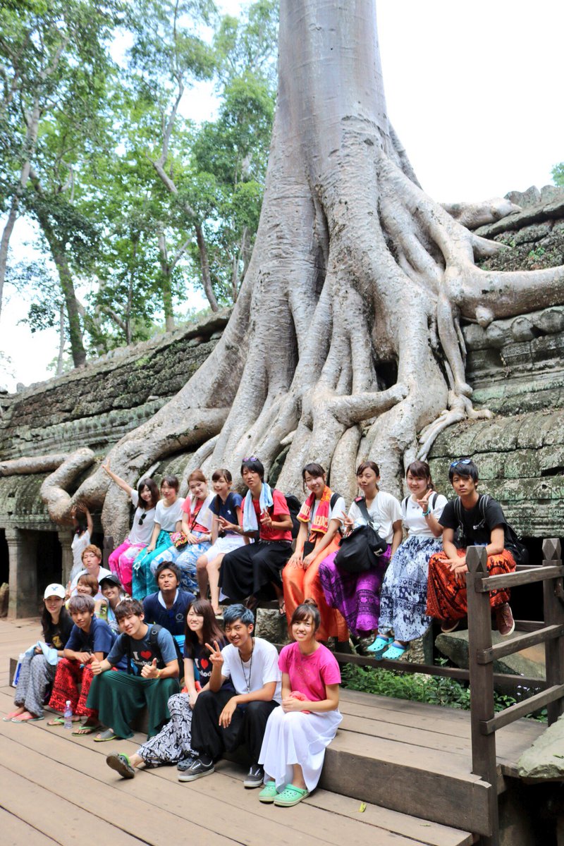 graphis_2015's tweet image. ⚜GRAPHIS新歓情報⚜

📅11月4日 金曜日
🕢19時30分〜
📍オリンピックセンター@参宮橋
⚠️参加費無料！

まだまだ参加者募集中！！
#ボランティア #国際協力 #カンボジア #イベント運営 等に興味ある方、 #サークル難民 大歓迎です😄👏
詳細はDMにて承ります🗣