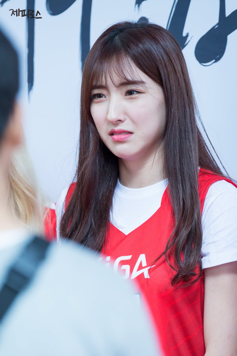 wjsn eunseo son juyeon busan kt sonicboom wjsn eunseo son juyeon busan kt sonicboom