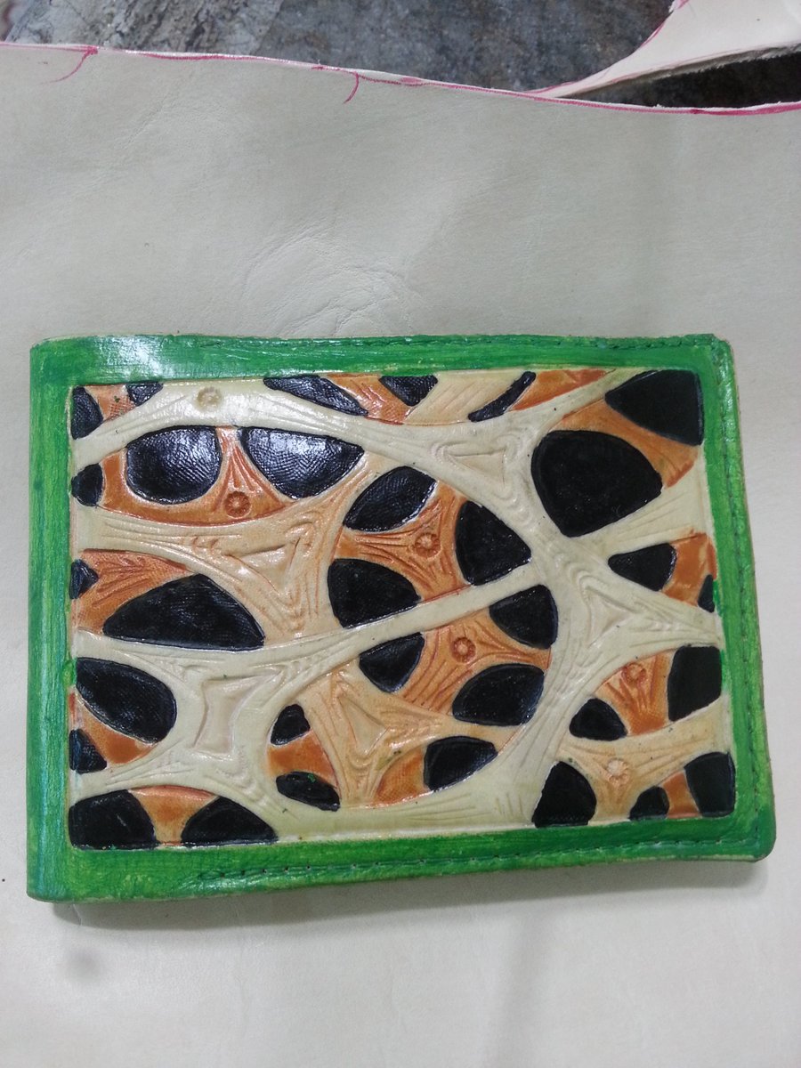 Картны цүнх
Захиалга авна    96440104