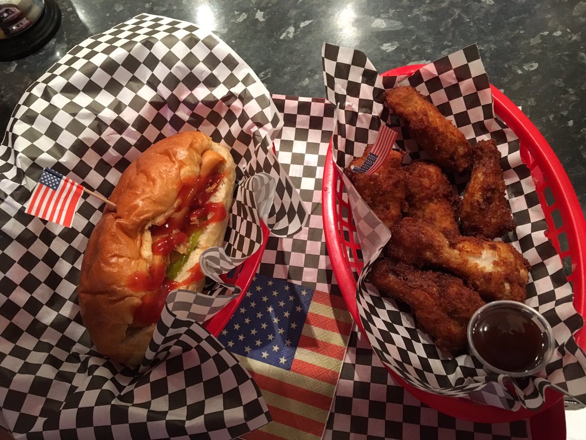 AtableBeverly's tweet image. #Resto #americain #hallah by beverly Hills 26 cours gouffe