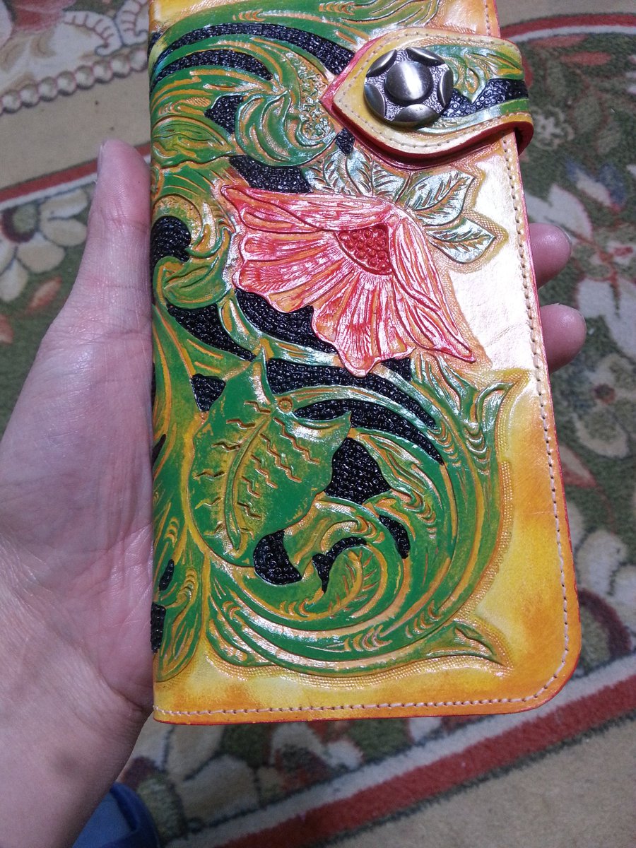 Захиалга авна
Утас  96440104