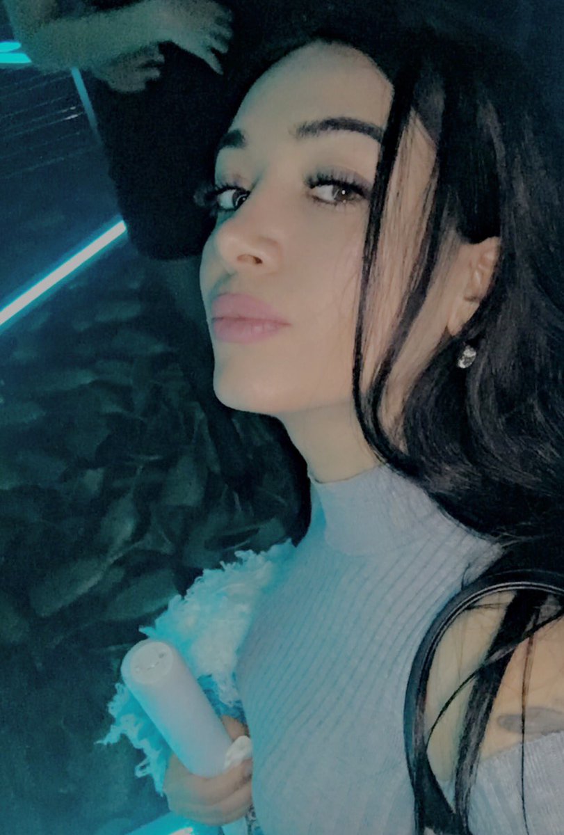 Aşkın adı acıydı....